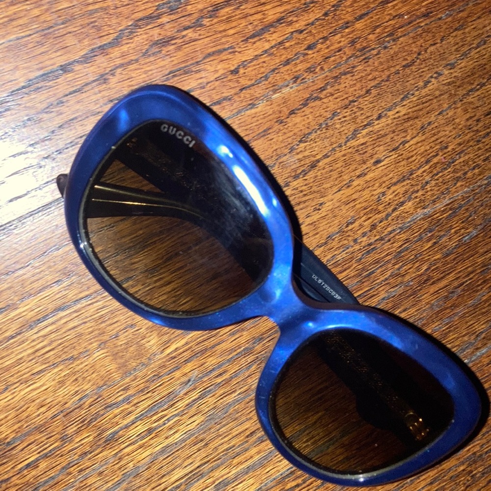 Gucci glasses blue iridescent